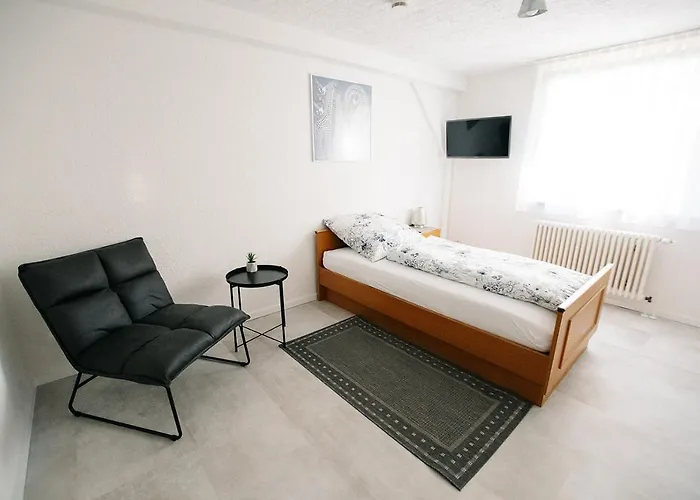 Loewen بيت ريفي Frickenhausen (Baden-Wurttemberg)